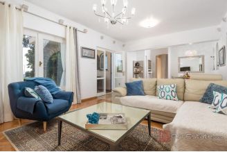 018 3437 30 Umag Villa with pool for sale