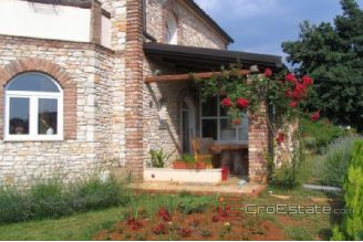 12 3434 30 Porec house for sale