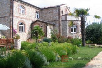 12 3434 30 Porec house for sale