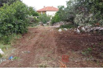 008 763 40 rogoznica land plot for sale