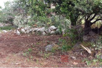008 763 40 rogoznica land plot for sale