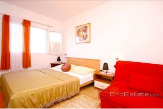 007 2021 150 Rogoznica house sea view for sale