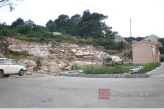 007 705 40 land plot for sale