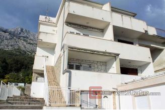 020 2016 232 near makarska apartments for sale