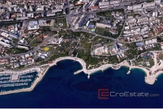 04 2011 75 Split building land sea view sale