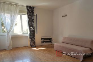 0001 2024 112 komforan dvosoban apartman Split for sale