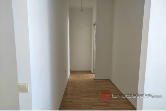 0015 2024 112 komforan dvosoban apartman Split for sale