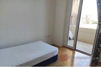 0015 2024 112 komforan dvosoban apartman Split for sale