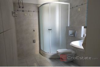 0015 2024 112 komforan dvosoban apartman Split for sale