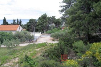 005 724 40 brac building plot for sale