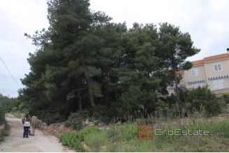 005 724 40 brac building plot for sale