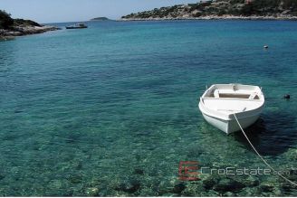 003 719 40 korcula building plot for sale