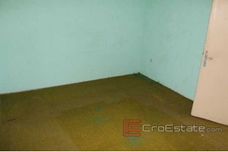 012 2016 230 near trogir house for sale1