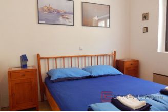 0019 2018 158 stone house with sea view Hvar for sale