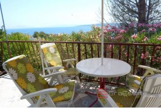 0019 2018 158 stone house with sea view Hvar for sale