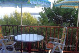 0019 2018 158 stone house with sea view Hvar for sale