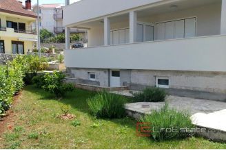 017 2014 21 ciovo house for sale