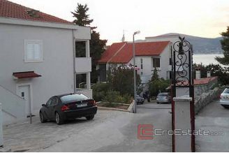 017 2014 21 ciovo house for sale
