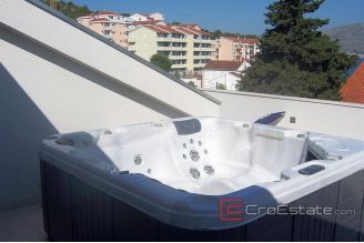 017 2014 21 ciovo house for sale