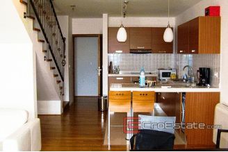 14 3600 30 Beautiful villa with a swimming pool for sale