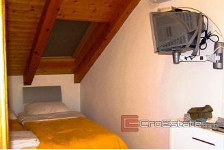 14 3600 30 Beautiful villa with a swimming pool for sale