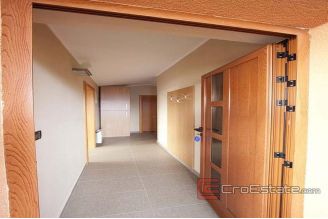 20 3694 30 Krk Villa For Sale