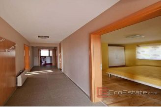 20 3694 30 Krk Villa For Sale