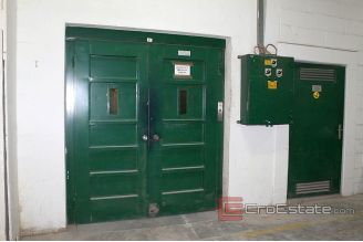 09 2016 242 Split Office Space For Sale