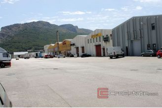 09 2016 242 Split Office Space For Sale