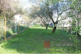 018 2016 274 Zadar house seafront for sale
