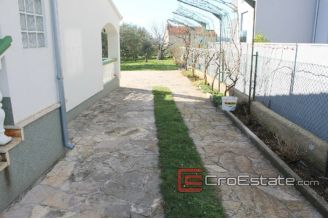 018 2016 274 Zadar house seafront for sale