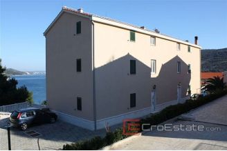 15 3654 30 Marina House For Sale