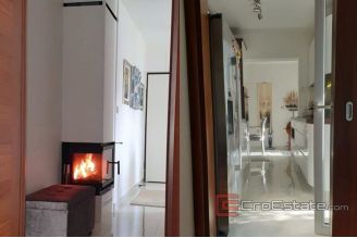 018 2018 159 three bedroom apartment with garden mertojak split for sale