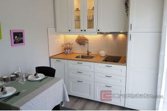 019 5009 30 apartment house with sea view Hvar for sale1