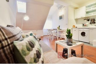 018_ 2025 66 apartment near the waterfront overlooking the city Split Center for sale