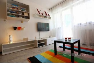 08 4760 30 Split Firule apartment for rent