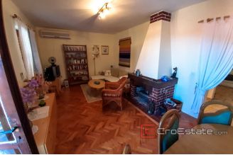 06 2016 389 Omis area house sea view for sale