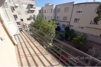 012 2016 420 split elegant two bedrooms apartment for sale