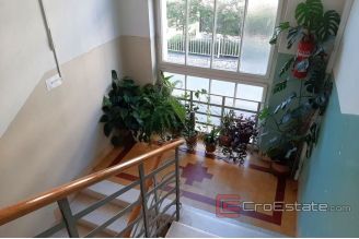 012 2016 420 split elegant two bedrooms apartment for sale
