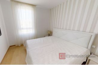 020 2015 144 split trstenik two bedroom apartment for rent