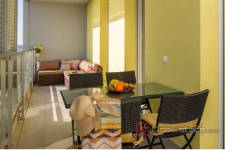 13 2022 226 Split apartment for rent sea view