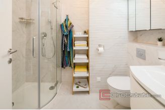 13 2022 226 Split apartment for rent sea view