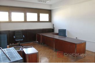 007 2016 324 split office space for rent