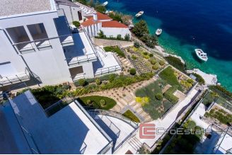 16 4871 30b Rogoznica villa seafront for sale