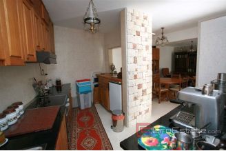017 3560 30 Brac house villa for sale