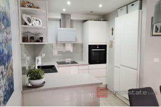 0010 5012 30 modern two bedroom apartment Zadar for sale