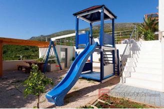 020 2026 65 luxury villa with panoramic view Split for sale