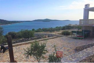 012 2021 280 house with sea view Trogir