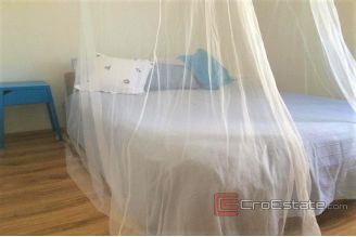 012 2021 280 house with sea view Trogir