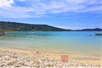 012 2021 280 house with sea view Trogir